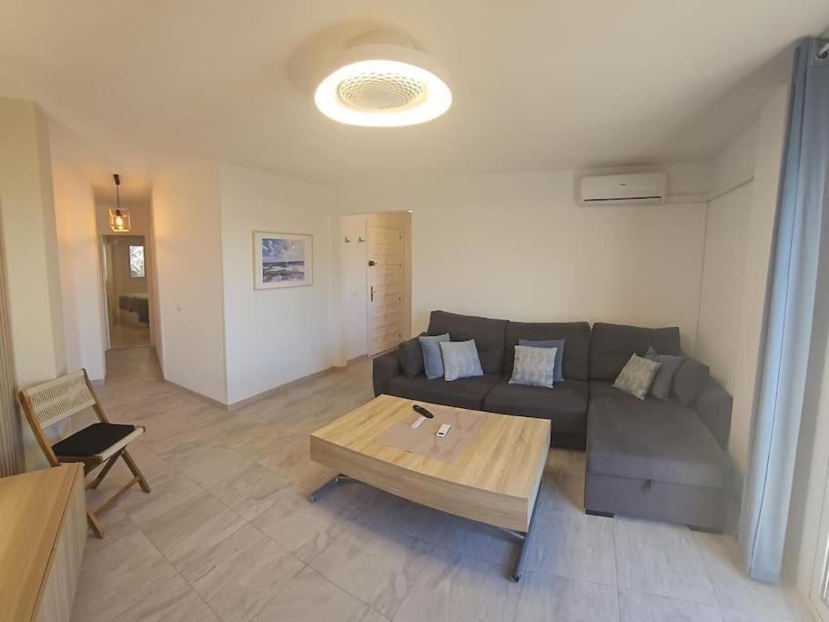 Symphony Sunrise, With Stunning Sea Views And Short Walk To The By Namaste Elite Lejlighed Torremolinos