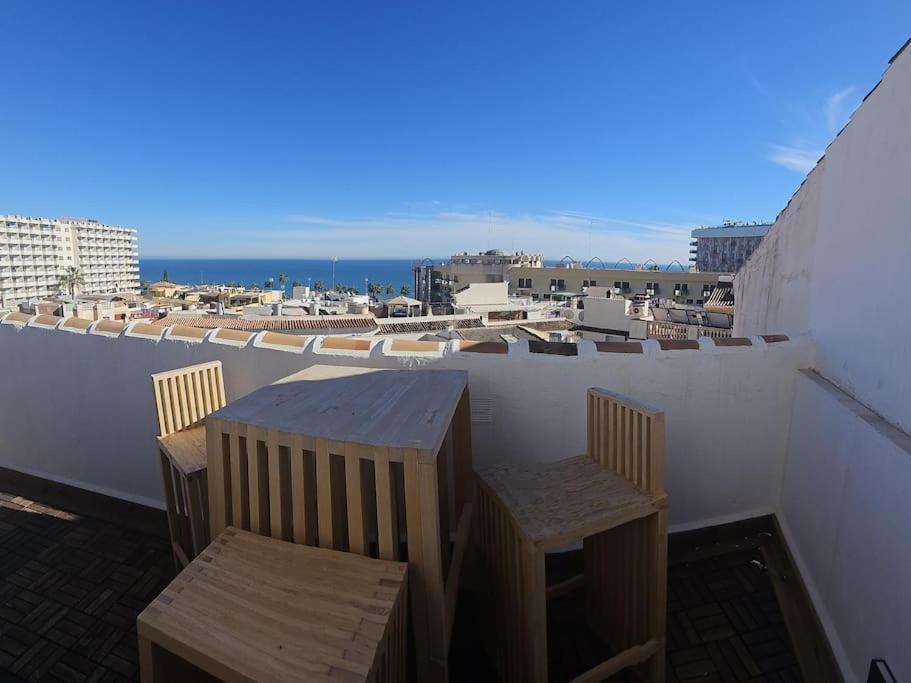 Lejlighed Symphony Sunrise, With Stunning Sea Views And Short Walk To The By Namaste Elite