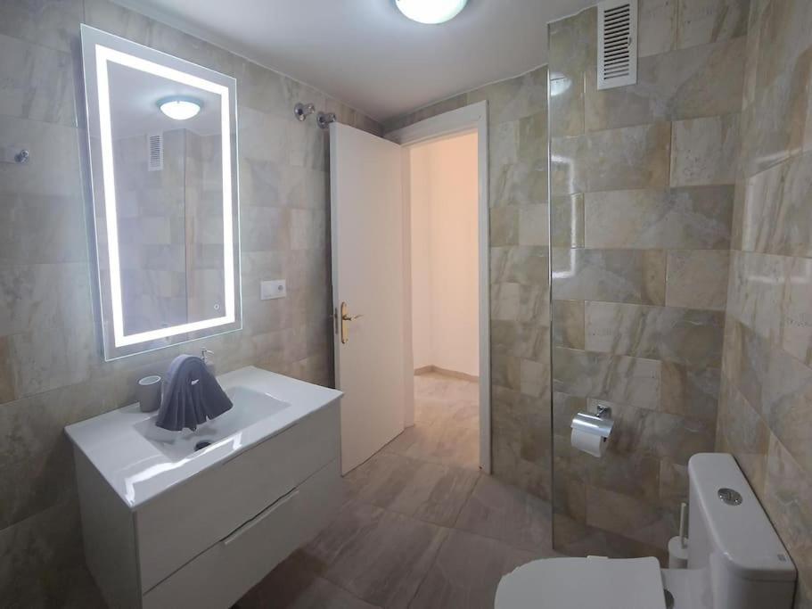 Lejlighed Symphony Sunrise, With Stunning Sea Views And Short Walk To The By Namaste Elite *